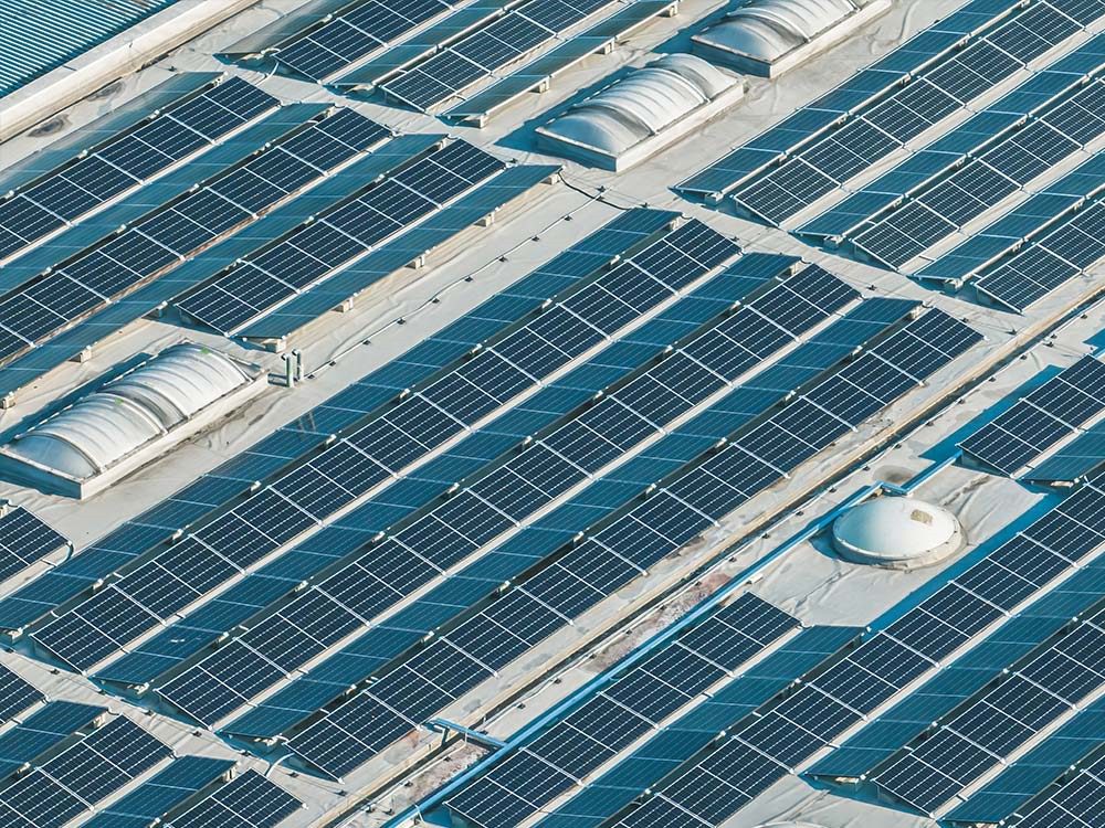 Sistem structura de montaj aluminiu pentru acoperiș plat 15°/30°