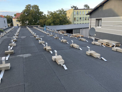 Sistem structura de montaj aluminiu pentru acoperiș plat 15°/30°