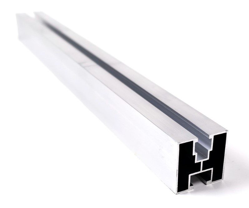 Profil de montaj din aluminiu 660cm - 18 RON/metru